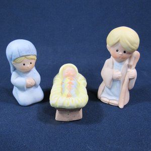 Vintage 1985 3 Piece Porcelain Nativity Scene WNS